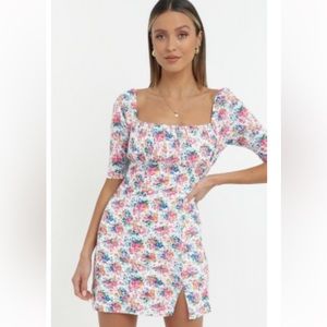 SHOWPO Mini slit floral dress NEW WITH TAGS
